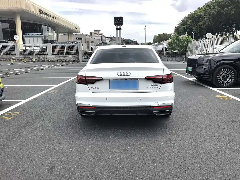 Audi A4L — миниатюра 4