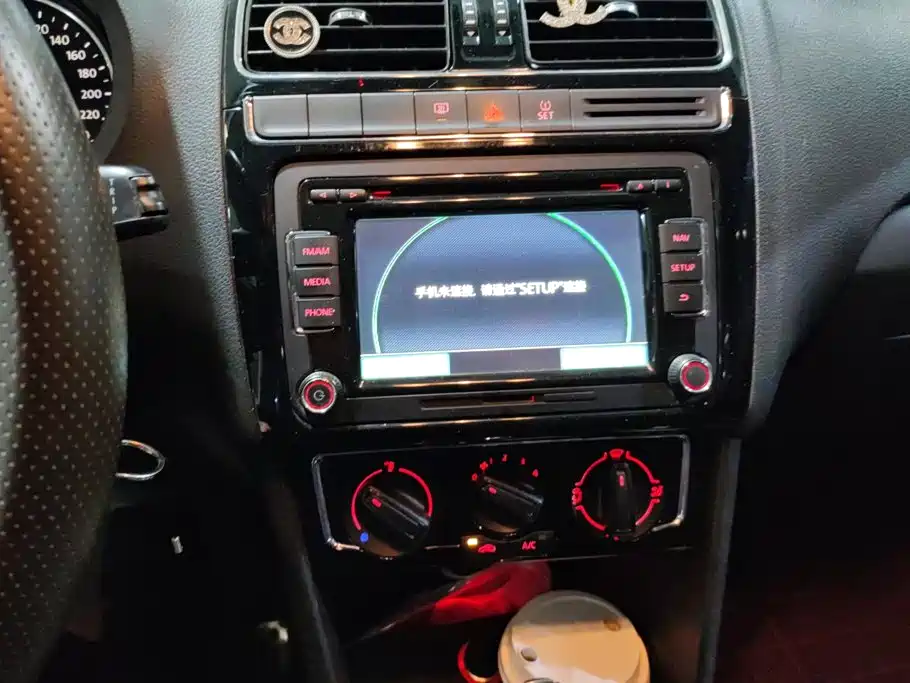 Volkswagen Polo — миниатюра 13