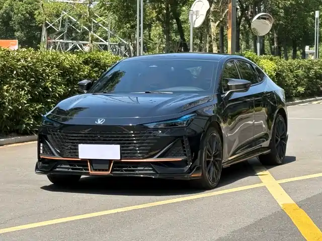 CHANGAN  UNI V 2024