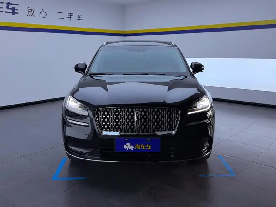 Lincoln Corsair — миниатюра 2