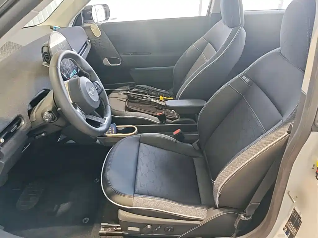 MINI MINI COOPER EV — миниатюра 20