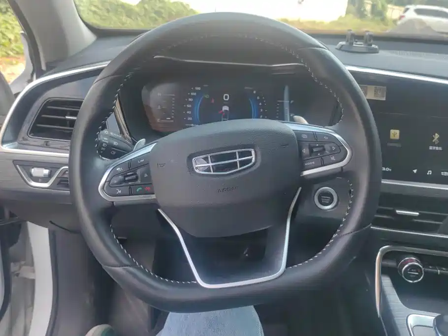 Geely Xingyue — миниатюра 15