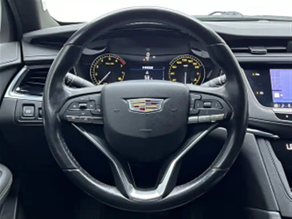 Cadillac XT6 — миниатюра 16