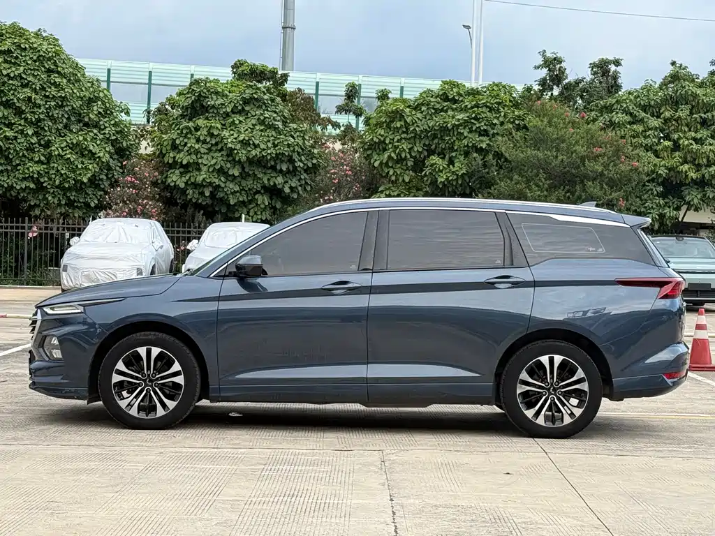 Wuling Victory 2020 1.5T CVT Flagship