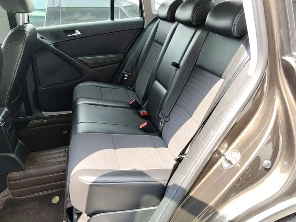 Volkswagen Tiguan — миниатюра 13