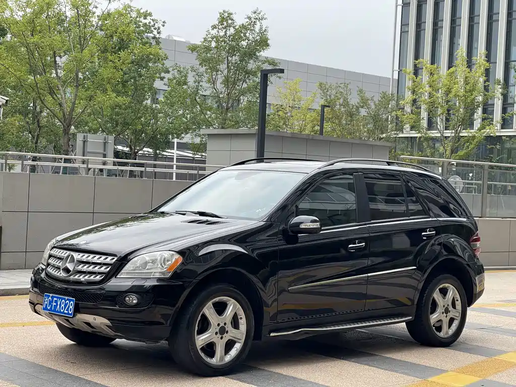 Mercedes-Benz M-Class