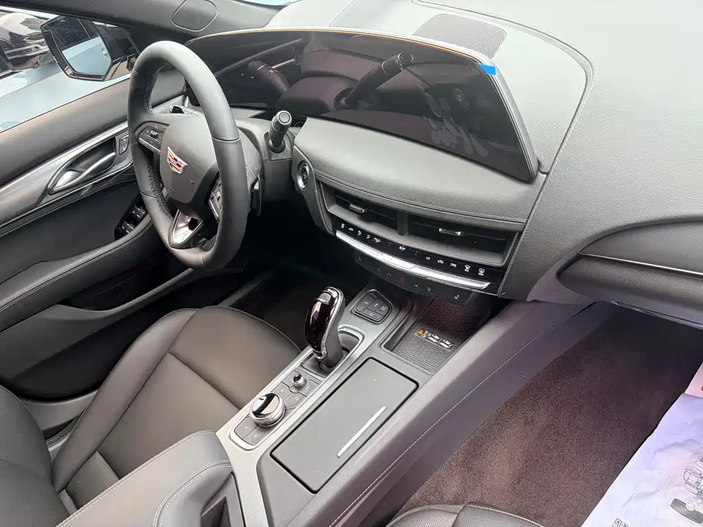 Cadillac CT5 — миниатюра 13