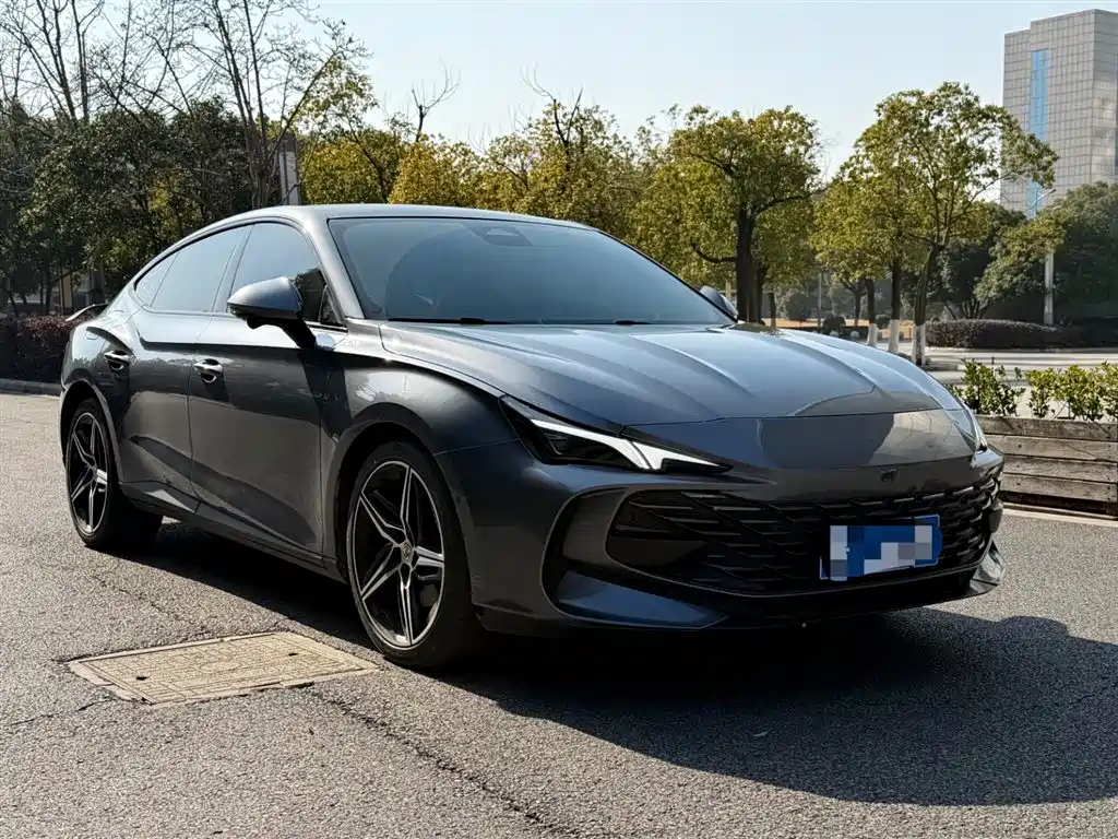 MG 7 2023 2.0T AT Premium