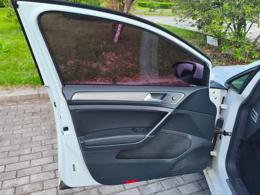 Volkswagen Golf — миниатюра 7