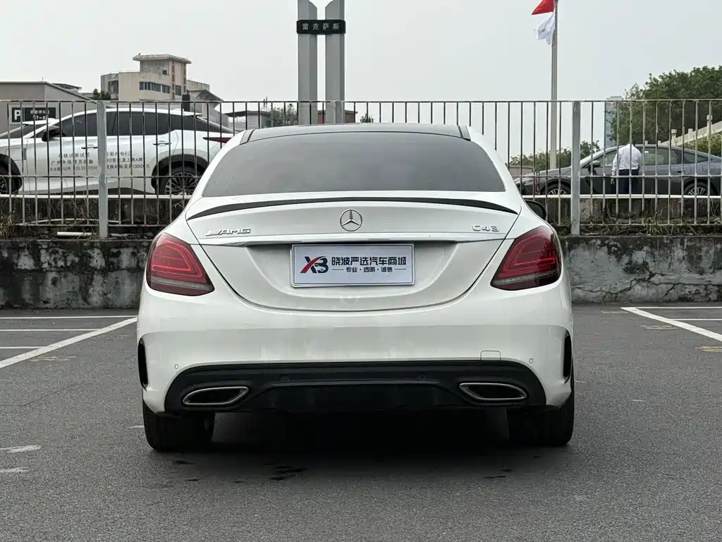 Mercedes-Benz C-Class — миниатюра 5