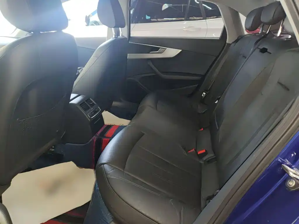 Audi A4L — миниатюра 13