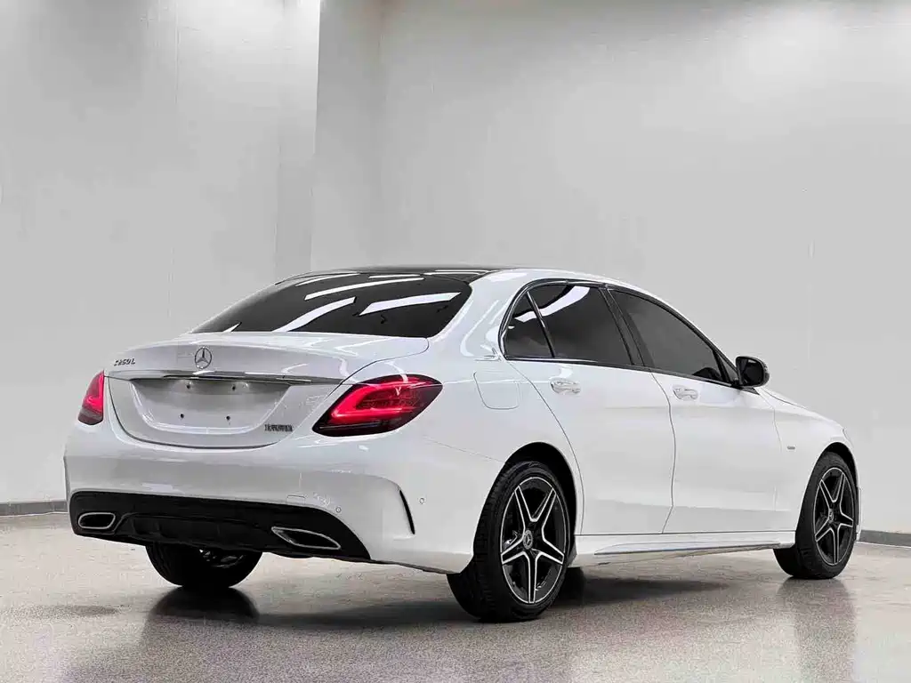 Mercedes-Benz C-Class — миниатюра 28