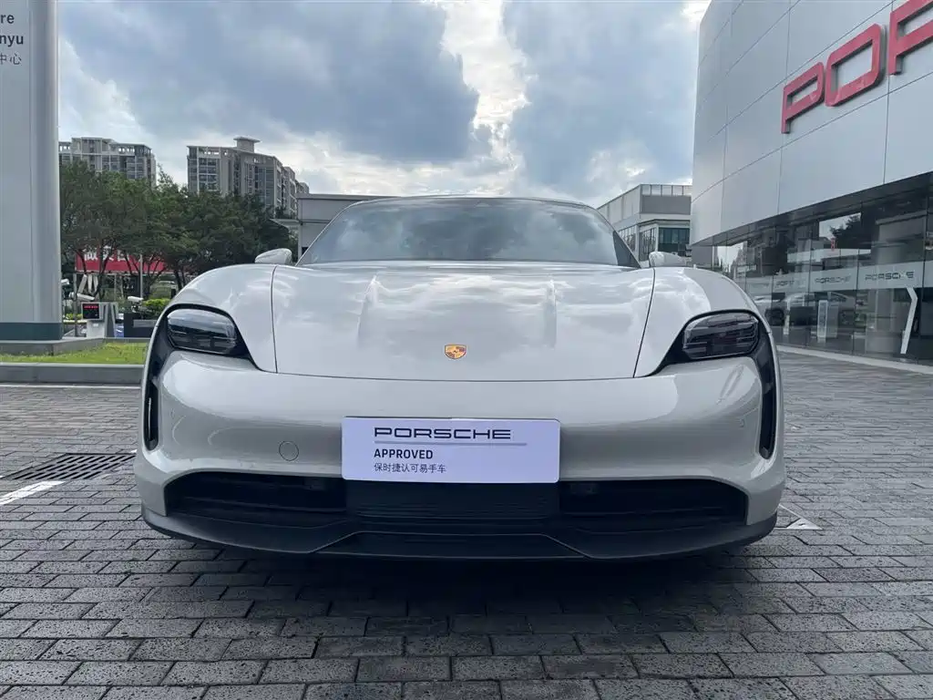 Porsche Taycan 2022 Taycan