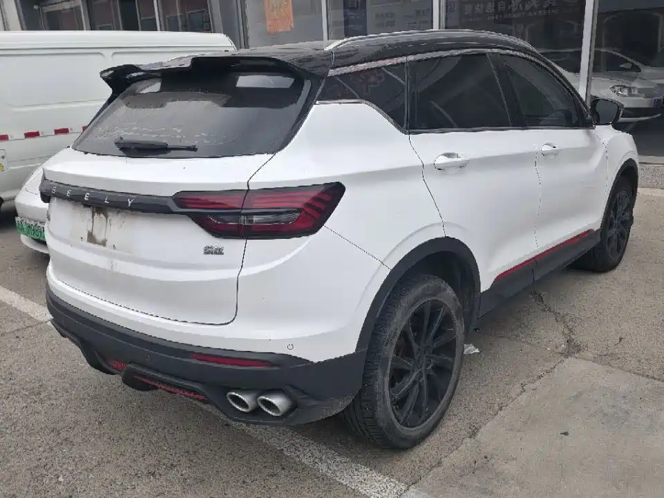 Geely Binyue — миниатюра 4