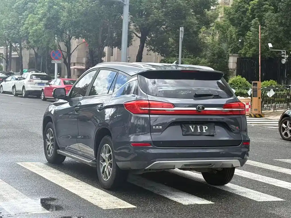 BYD Song — миниатюра 13