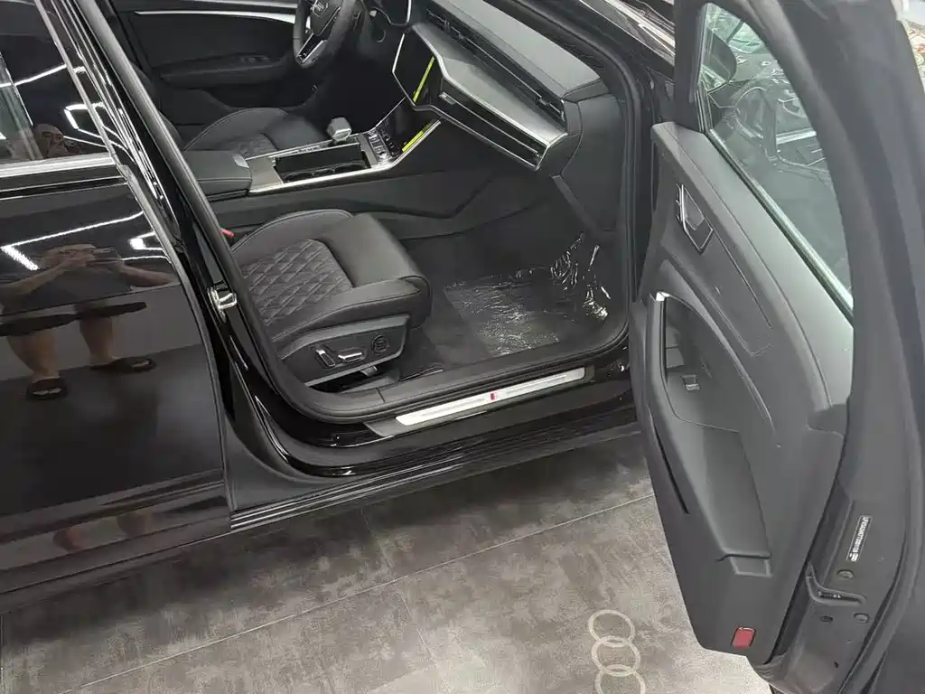 Audi A6L 2026 45 TFSI
