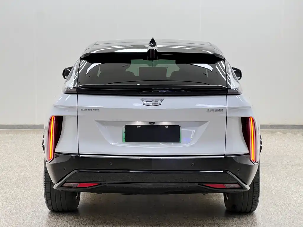 Cadillac Lyriq — миниатюра 5