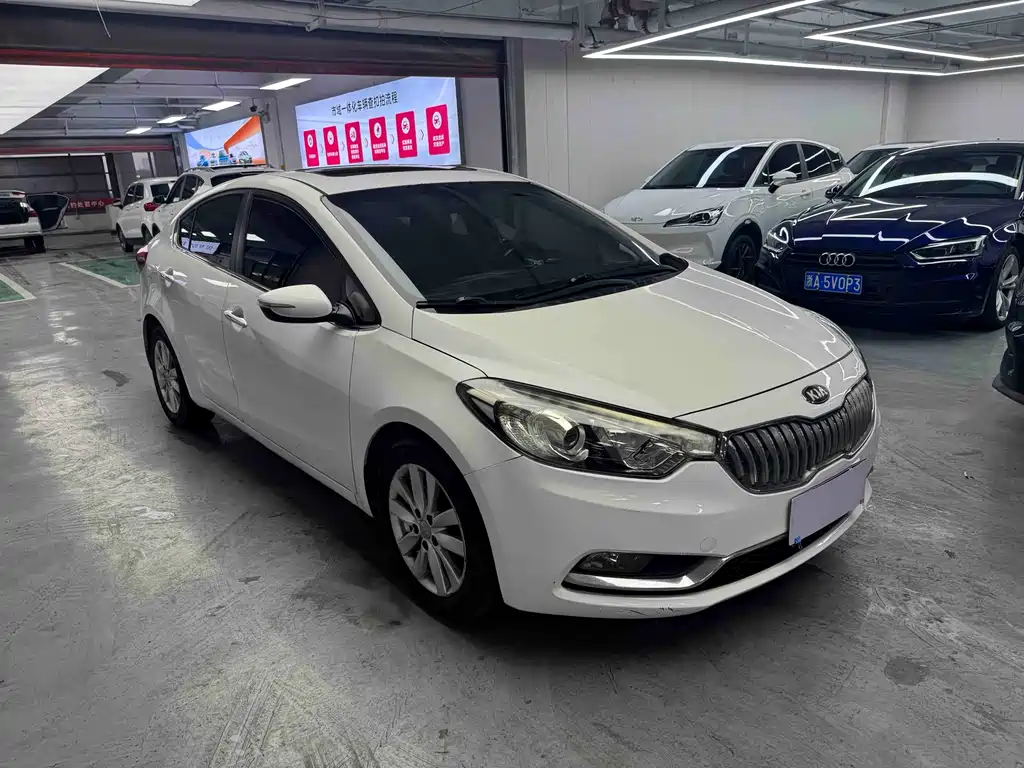 Kia K3 2015 1.6L AT GLS