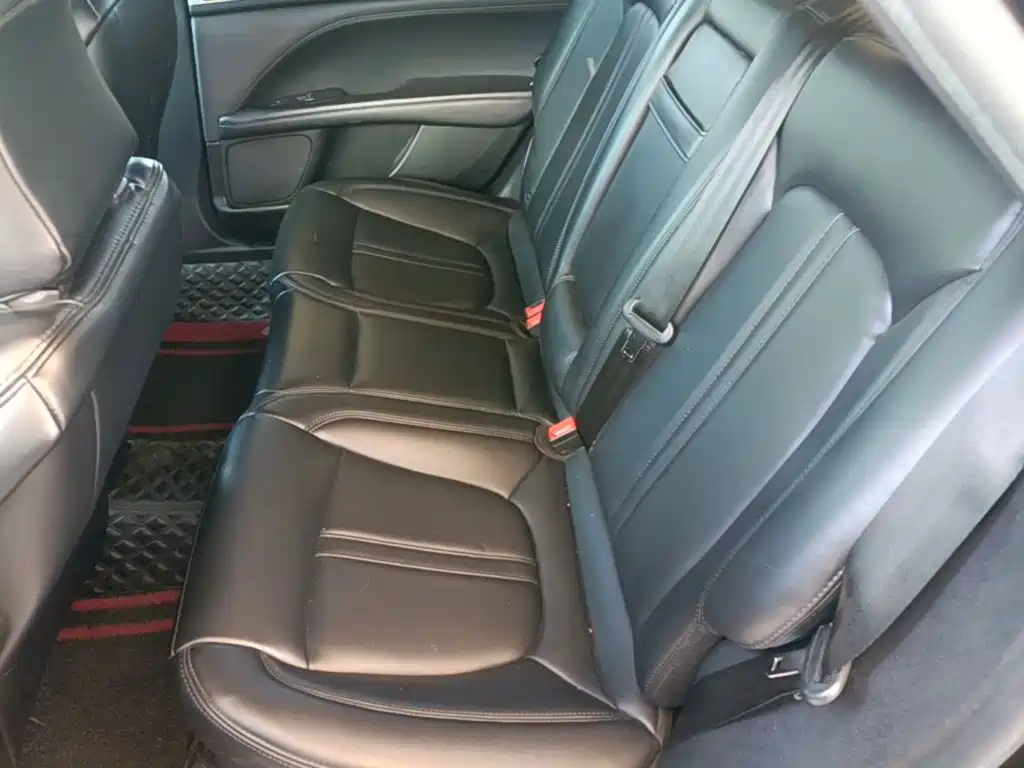 Lincoln MKZ — миниатюра 17