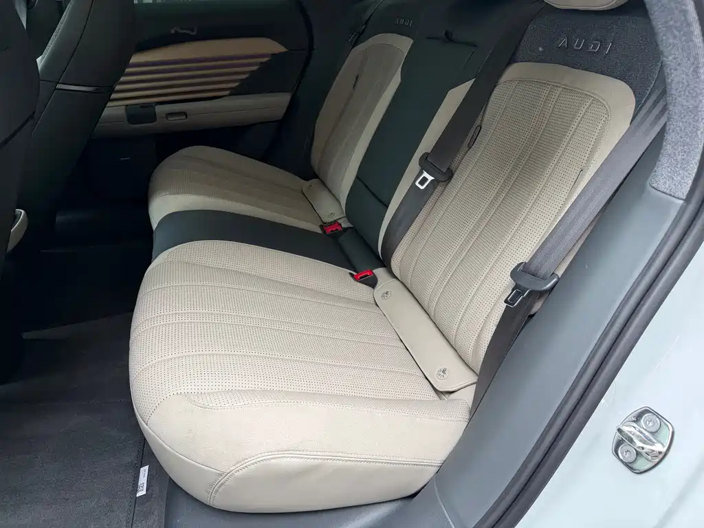 Audi E5 Sportback — миниатюра 11