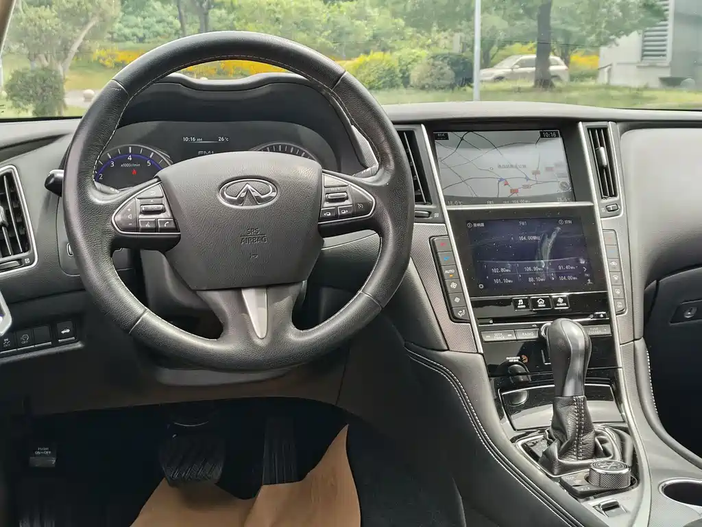 Infiniti Q50L 2016 2.0T Enjoy