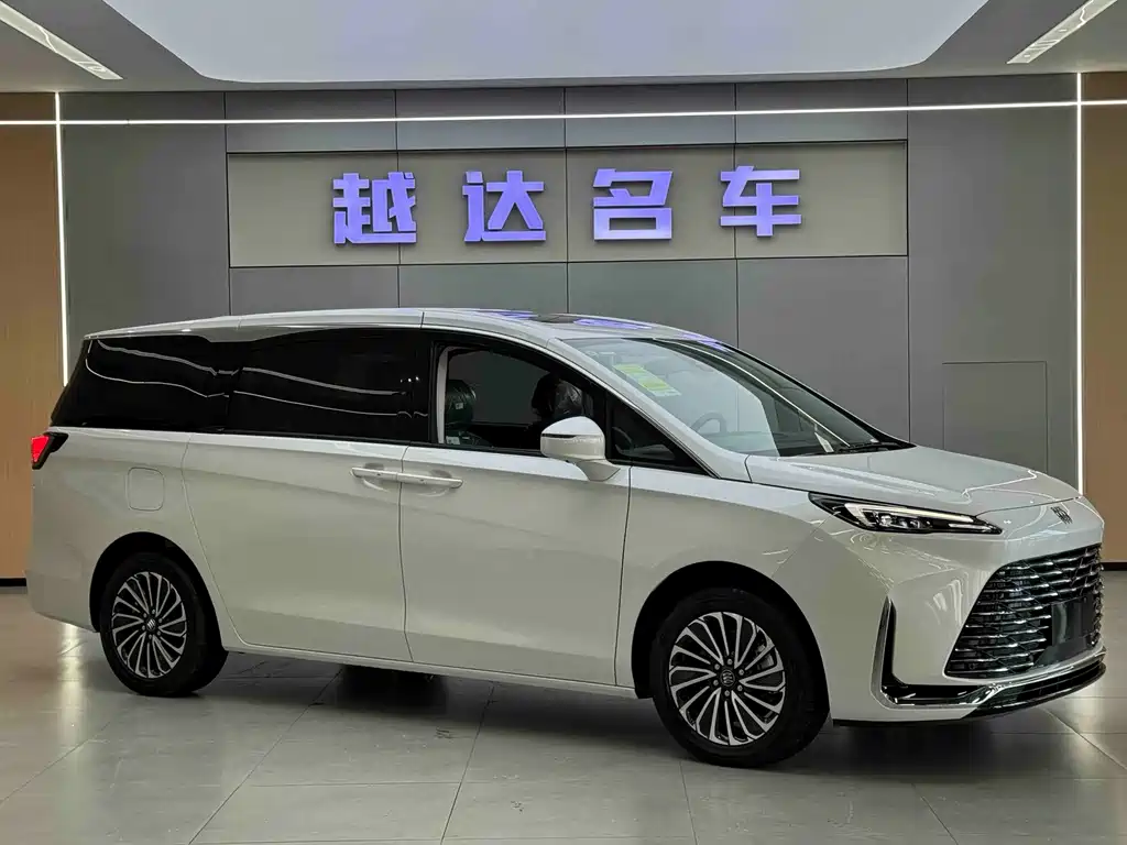 BUICK GL8 NEW ENERGY