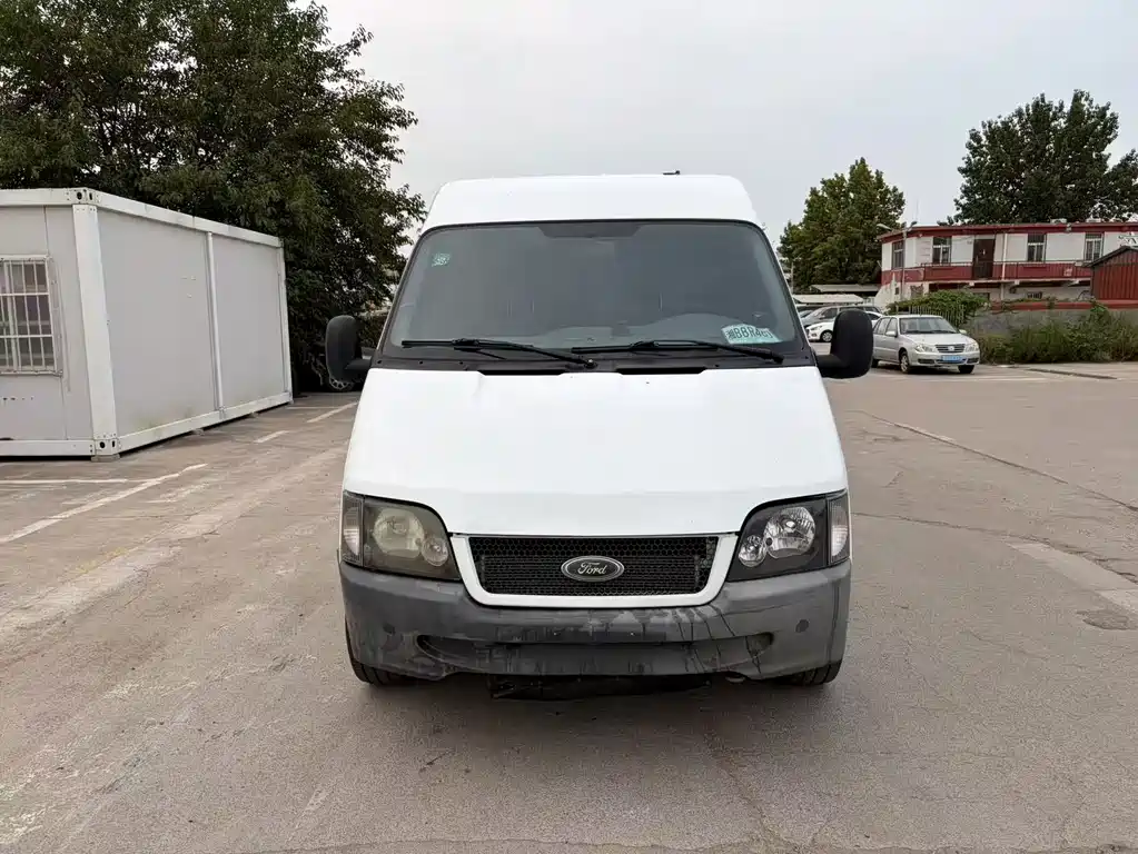 Ford Transit Classic — миниатюра 2
