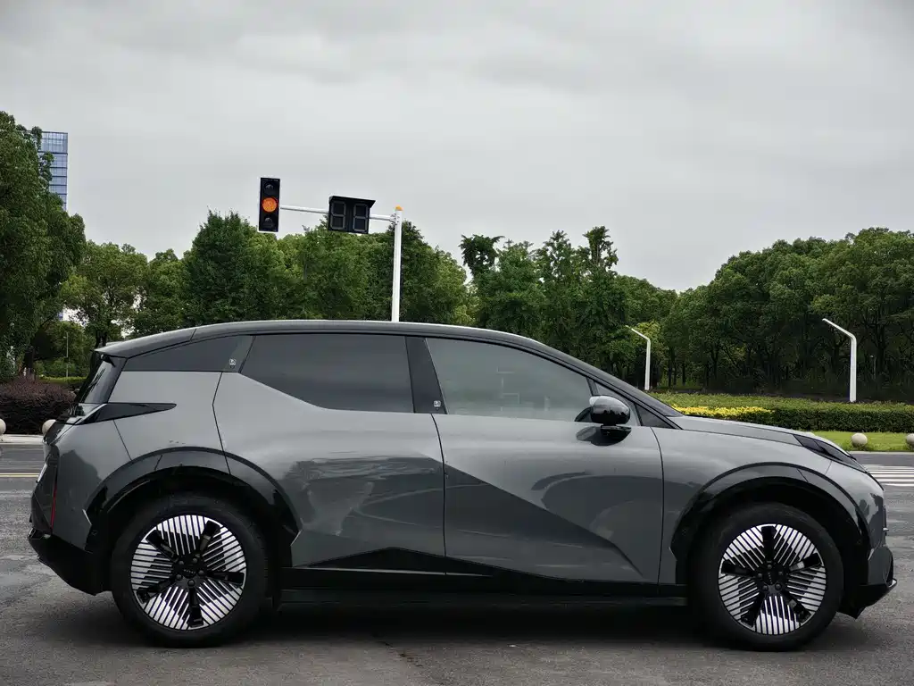 Zeekr X 2024 мест