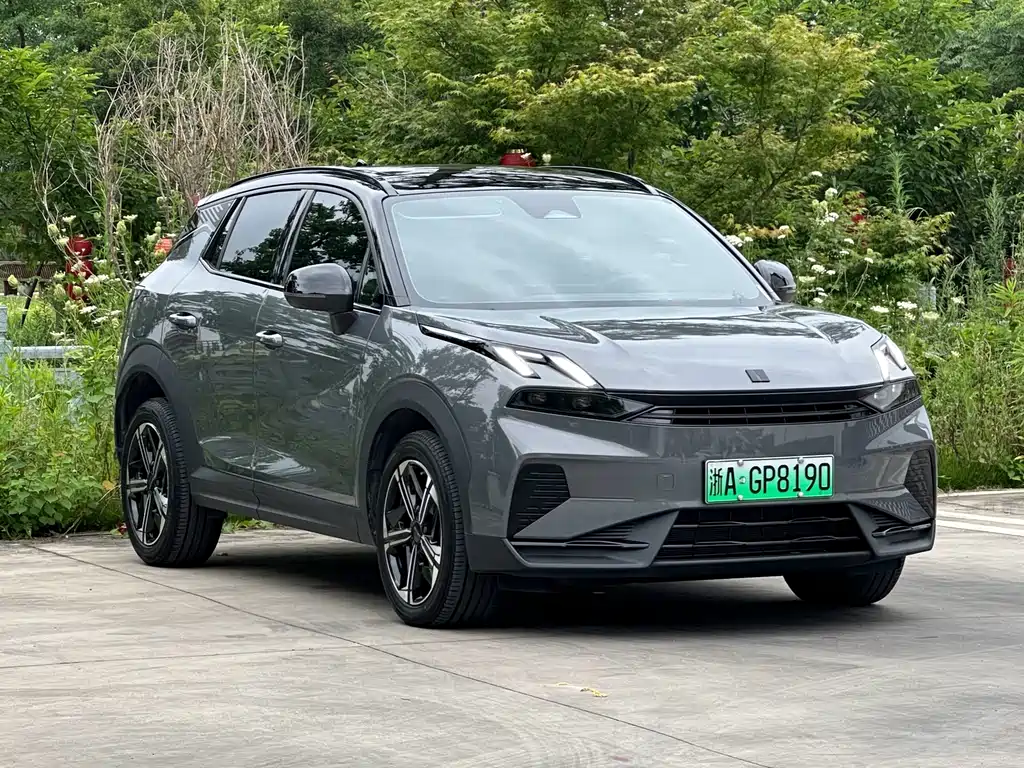 Lynk & Co 06 EM-P 2023 EM-P 126 Halo