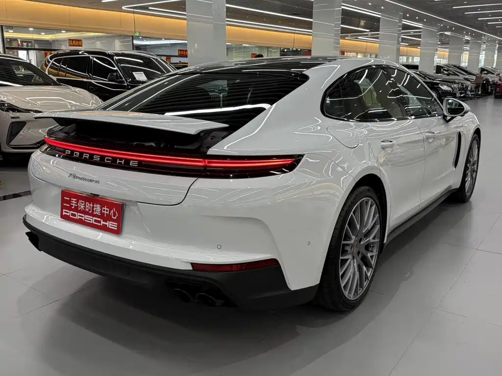 Porsche Panamera — миниатюра 6