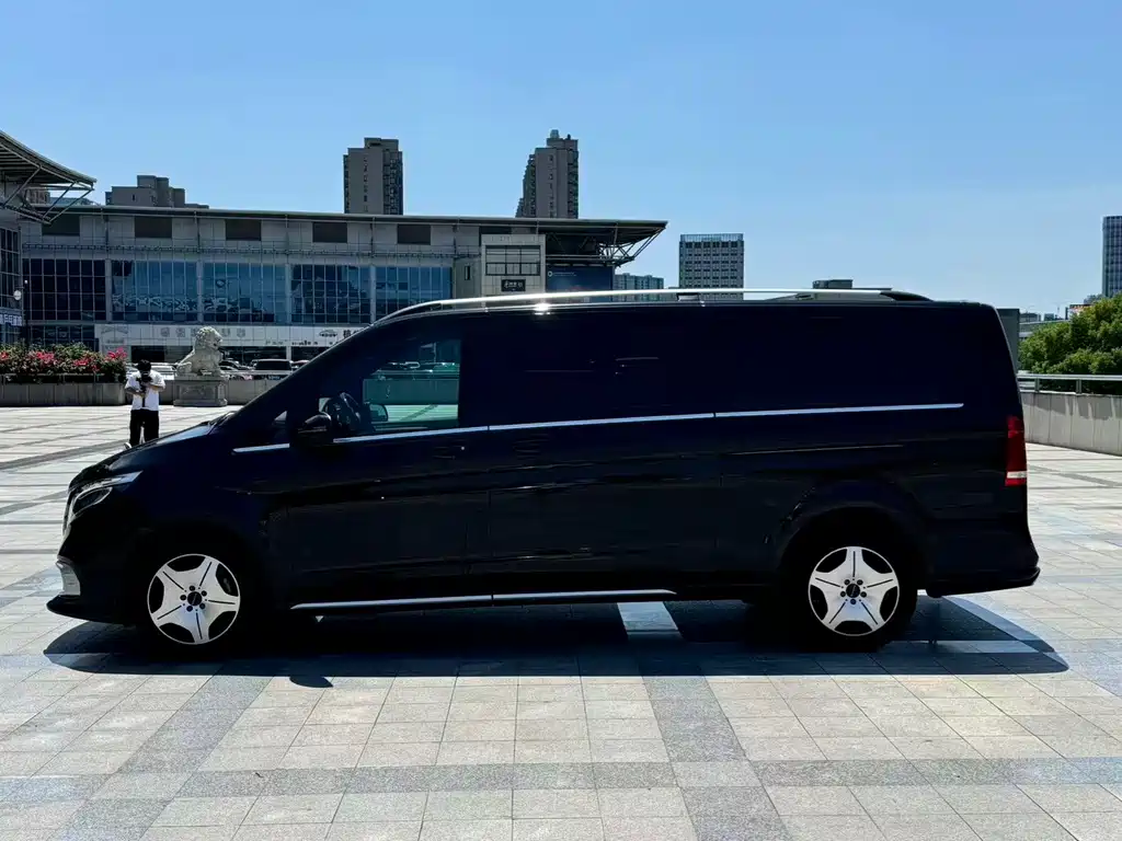 Mercedes-Benz 奔驰V级(进口) — миниатюра 4