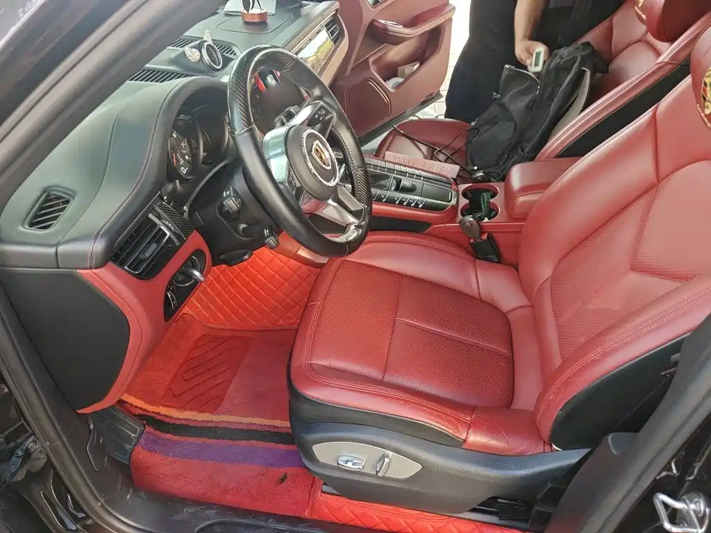 Porsche Macan — миниатюра 17