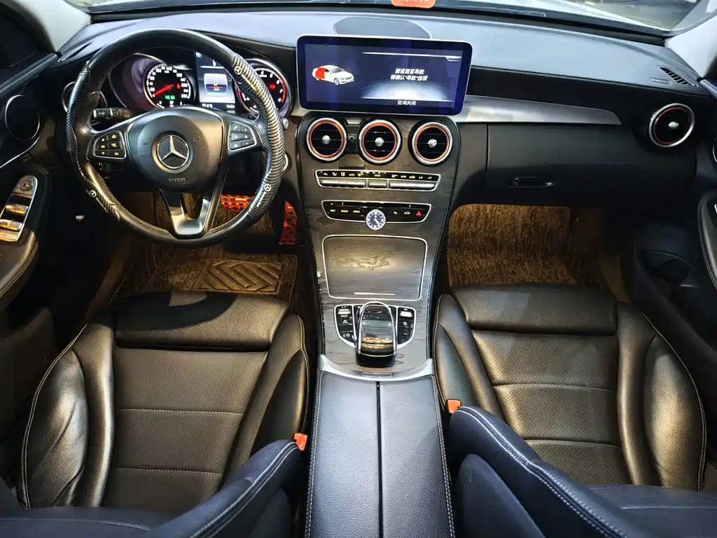Mercedes-Benz C-Class — миниатюра 9
