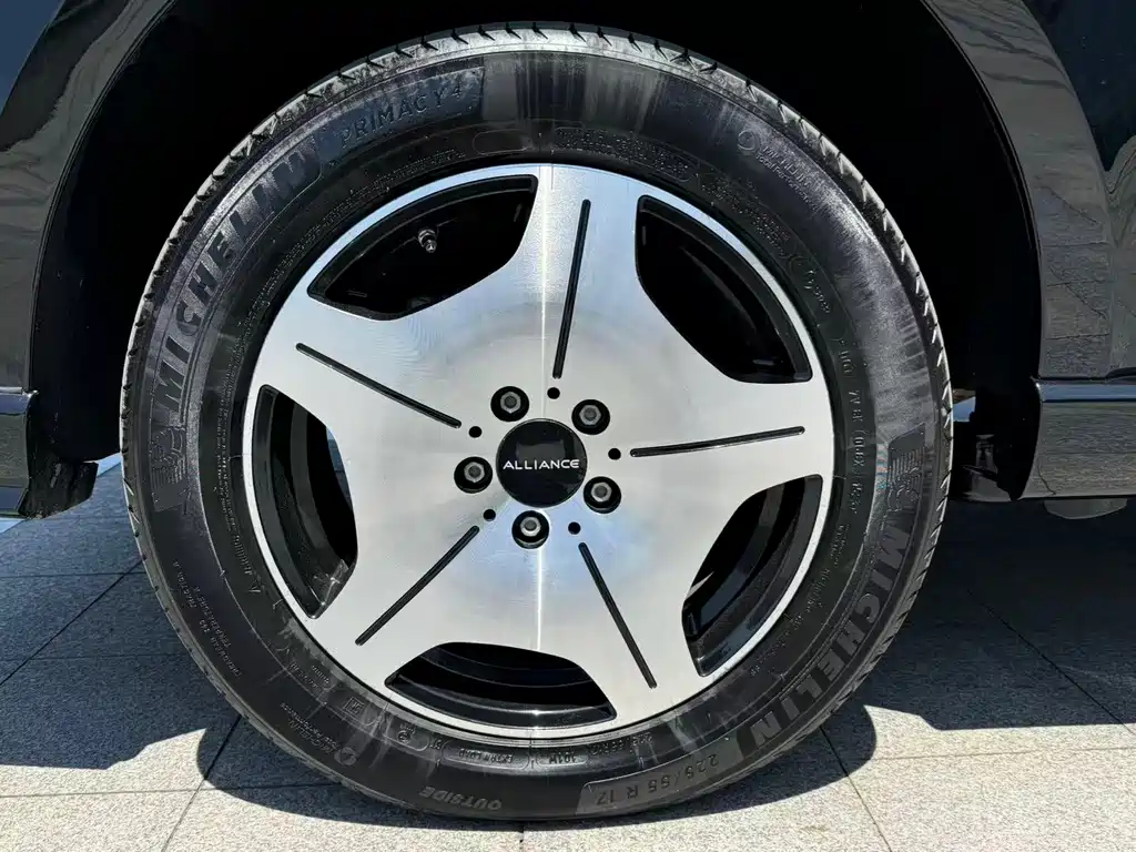 Mercedes-Benz 奔驰V级(进口) — миниатюра 16