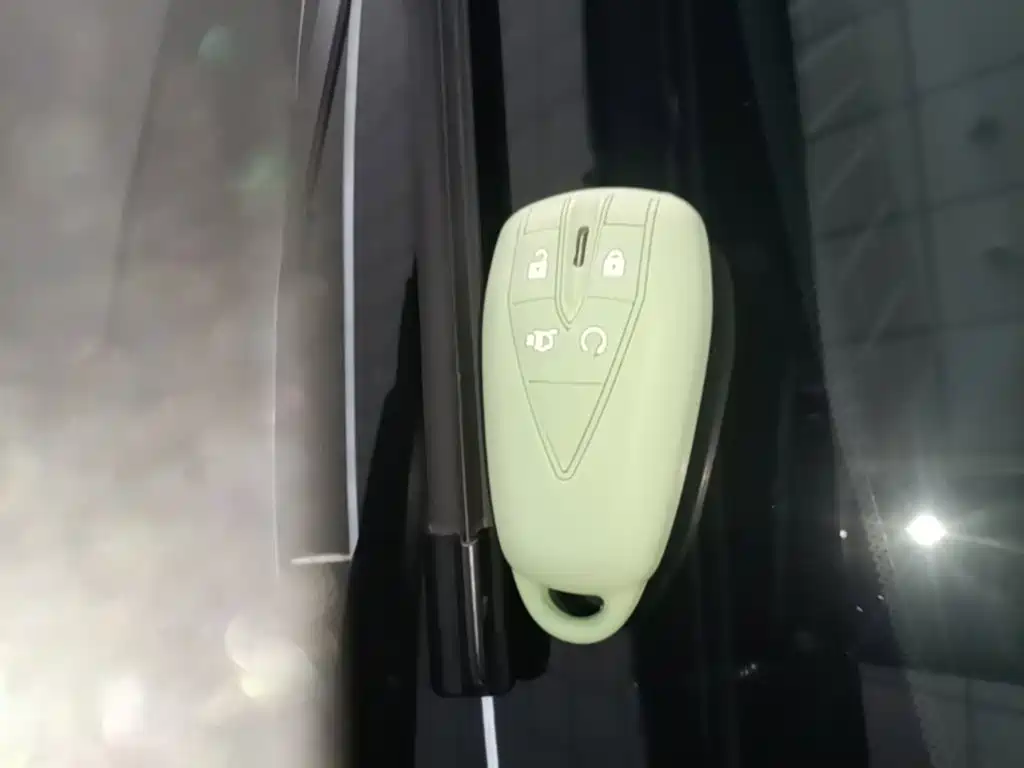 Changan UNI-V iDD — миниатюра 9