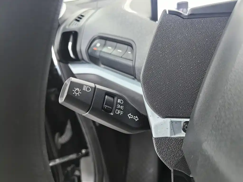 Baojun E300 — миниатюра 21