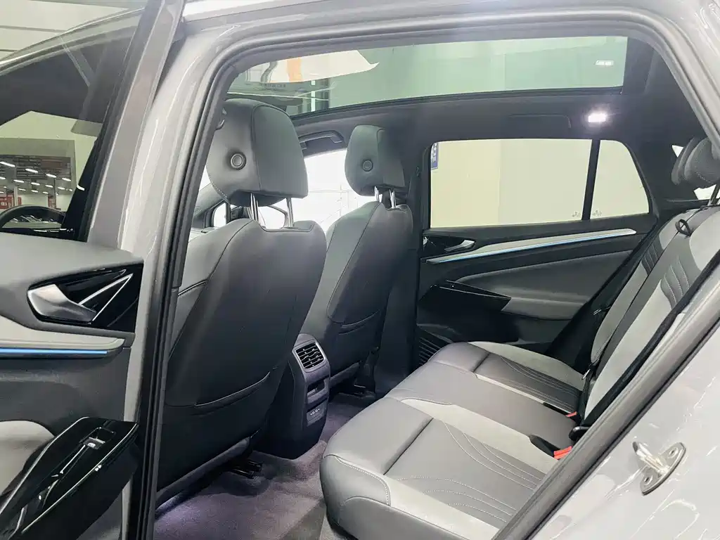 Volkswagen ID.4 Crozz — миниатюра 11