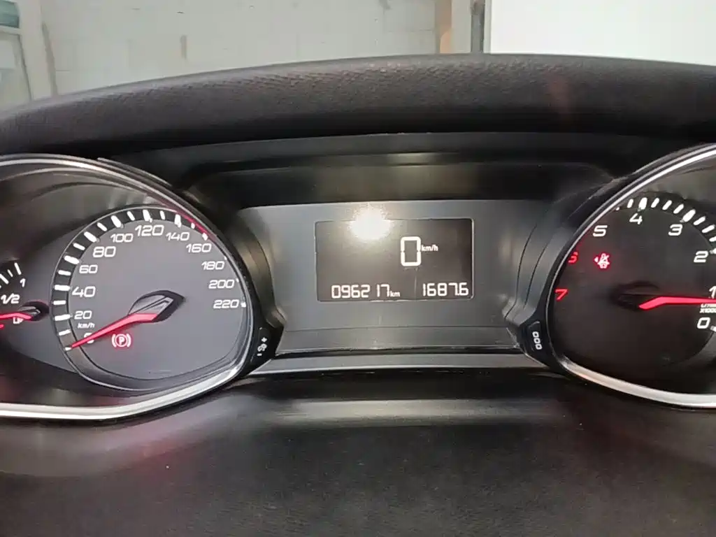 Peugeot 308S — миниатюра 12
