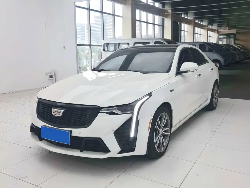 Cadillac CT4 — миниатюра 2