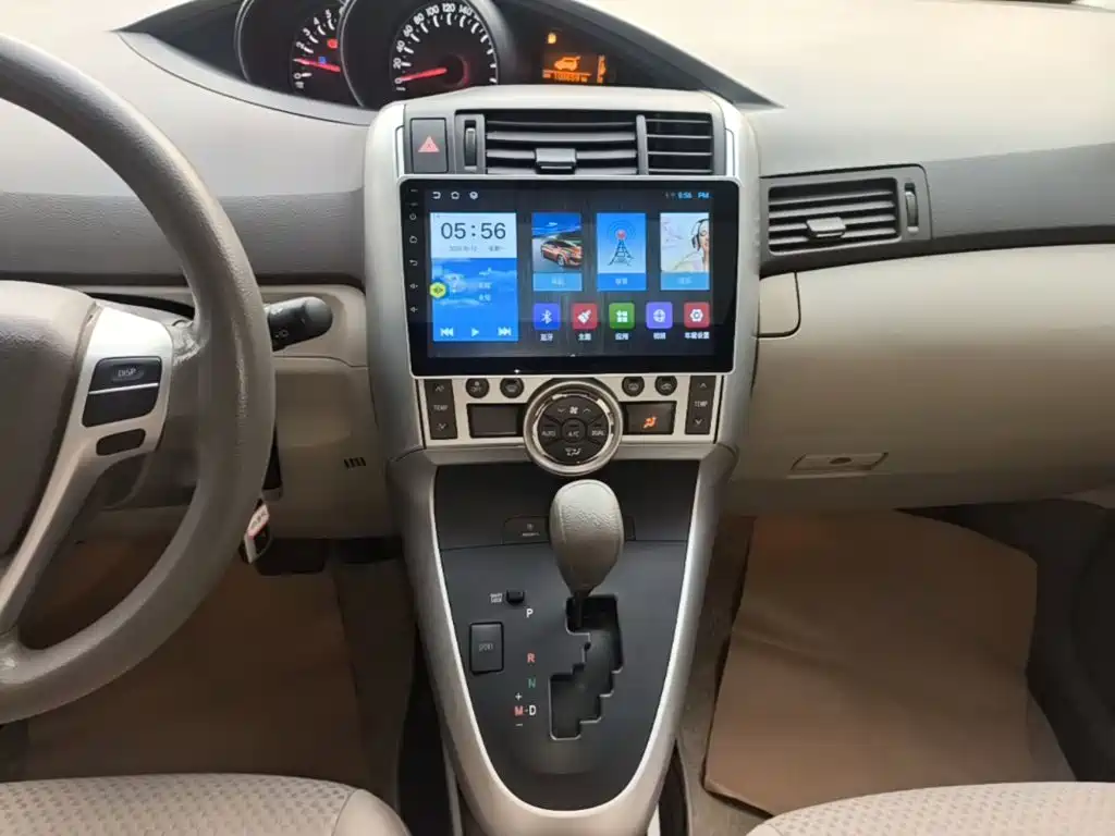 Toyota Verso — миниатюра 13