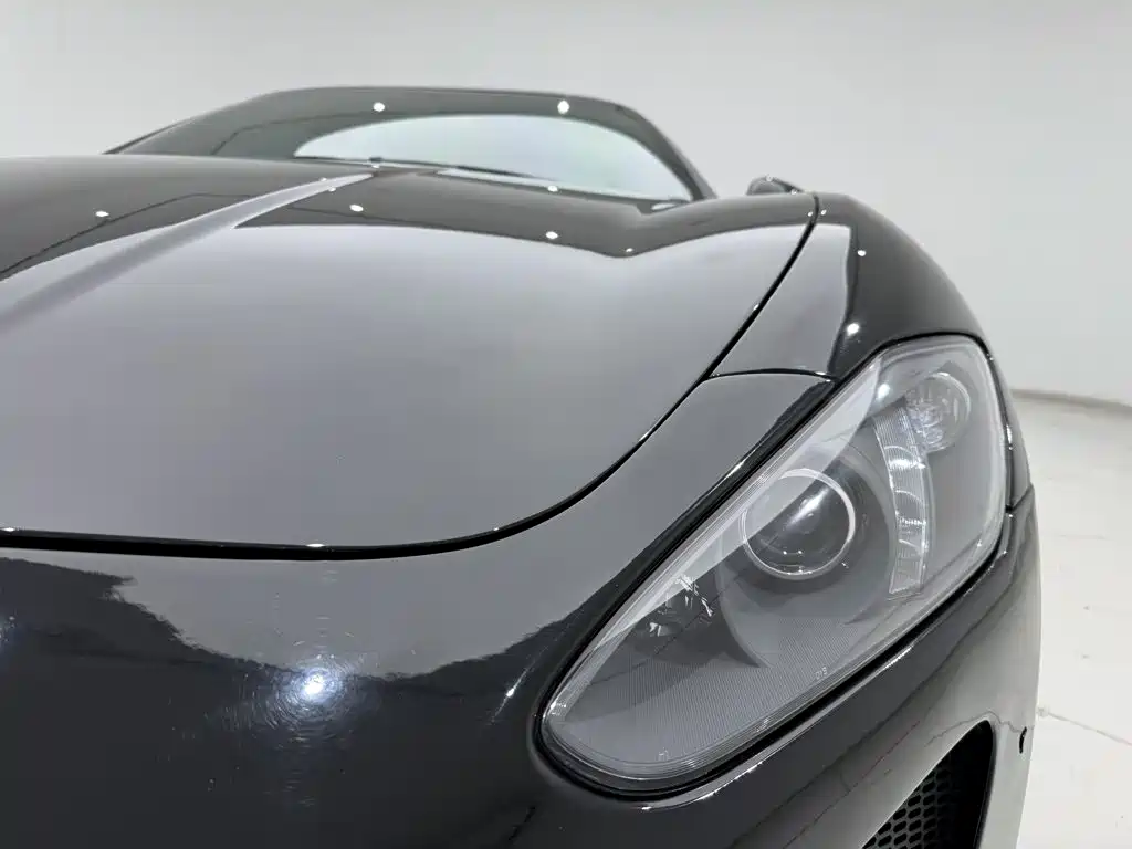 Maserati GranTurismo — миниатюра 9