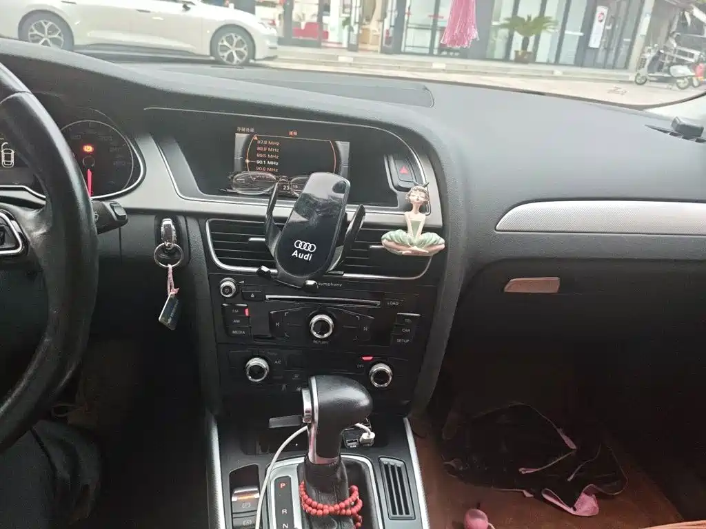 Audi A4L — миниатюра 9