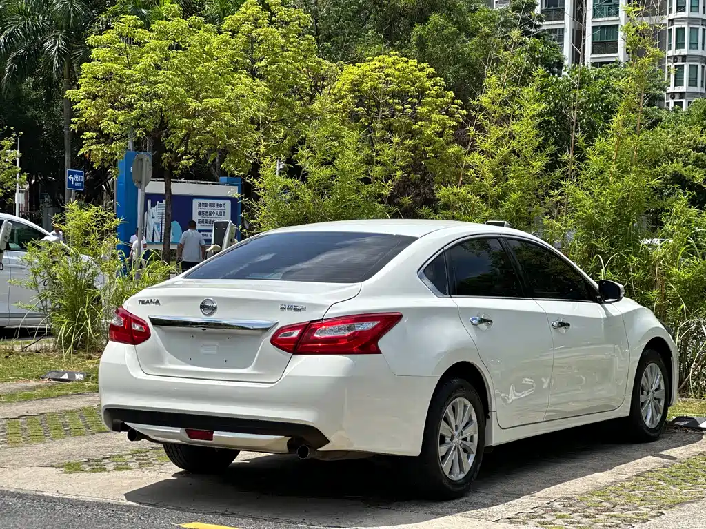 Nissan Altima 2018 2.0L XL