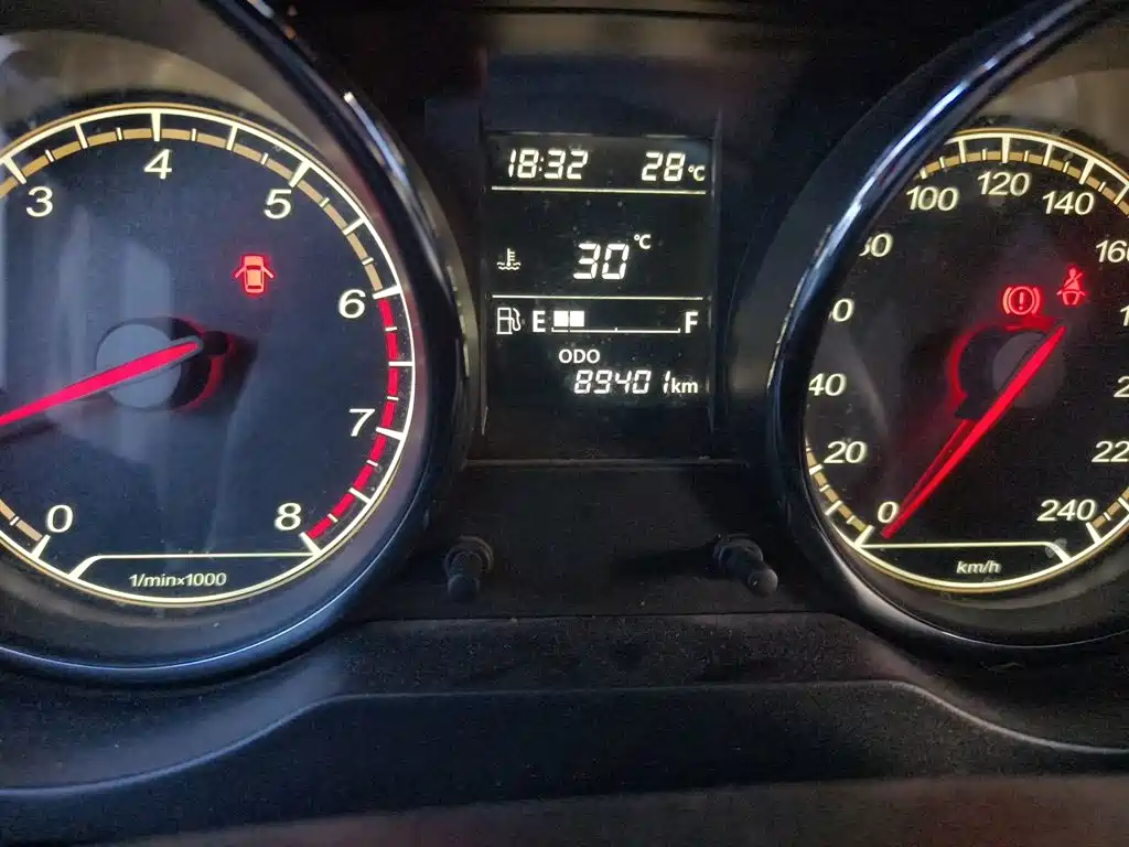 Bestune B30 — миниатюра 8