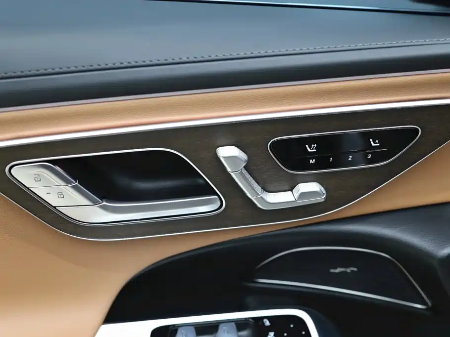Mercedes-Benz E-Class New Energy — миниатюра 11