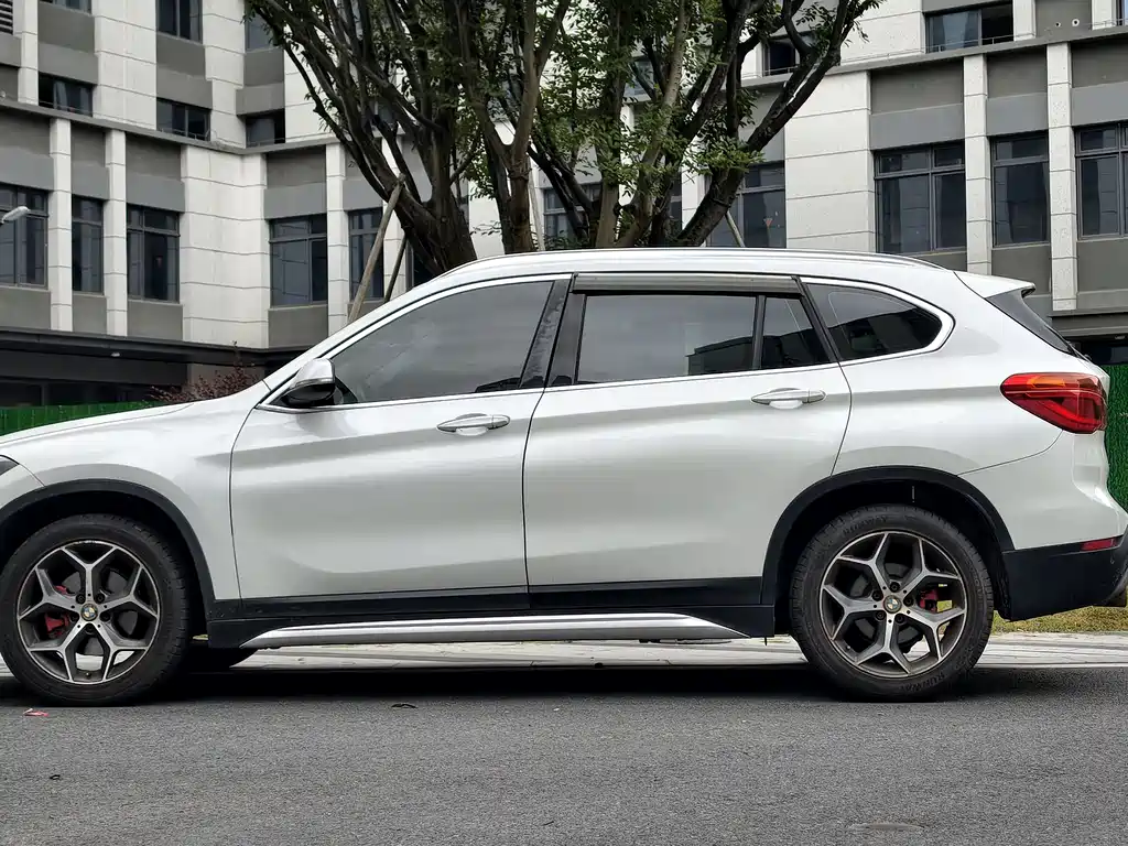 BMW X1 2018 sDrive18Li Premium
