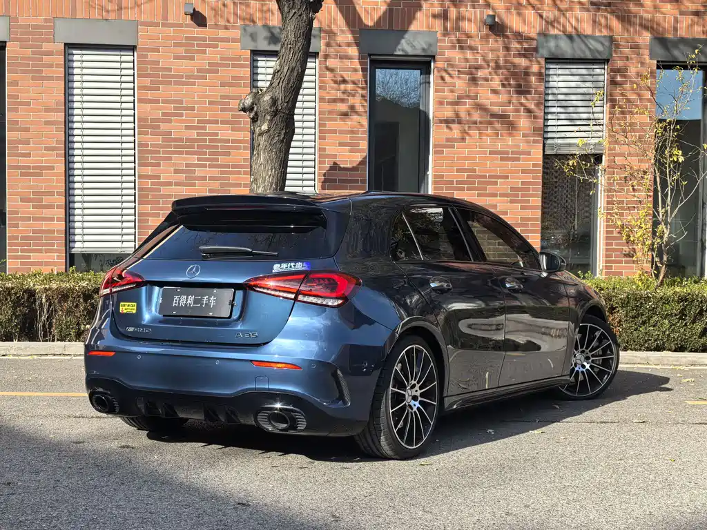 MERCEDES-BENZ A CLASS AMG