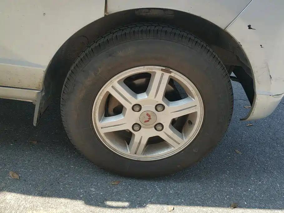 Wuling Rongguang — миниатюра 6