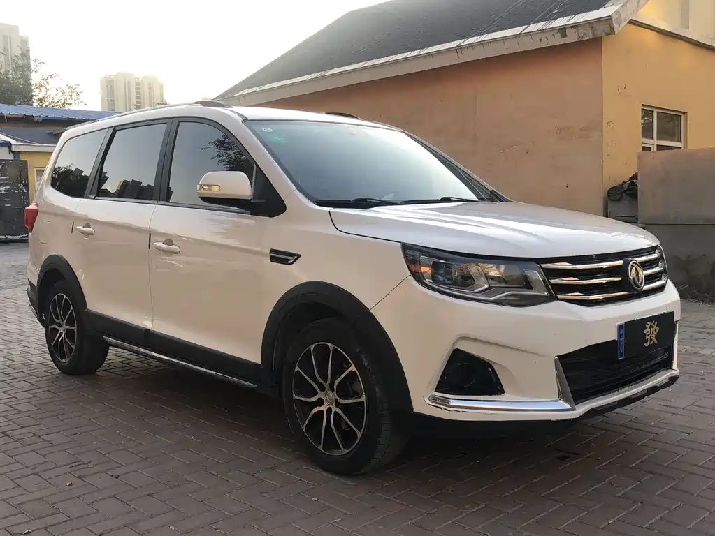 Fengxing Fengxing SX6 — миниатюра 2