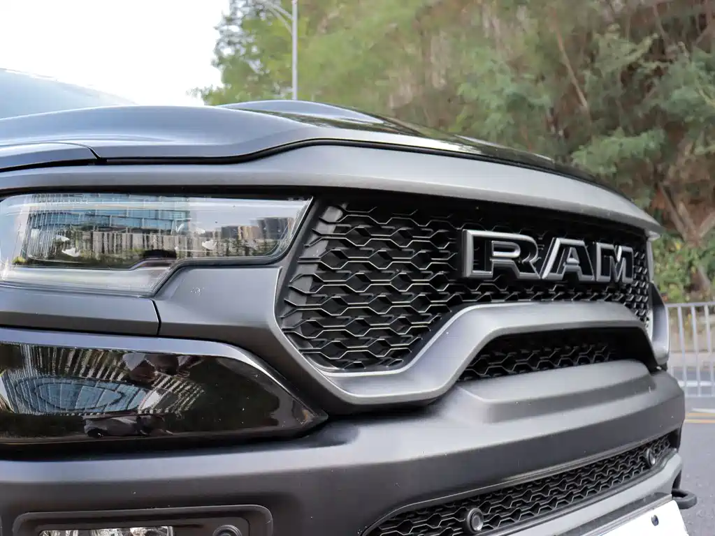 RAM Ram Trucks — миниатюра 13